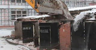 Снос гаража и вывоз мусора в Железногорске - Быстро и качественно от Сварной-Жлр от 2038 рублей